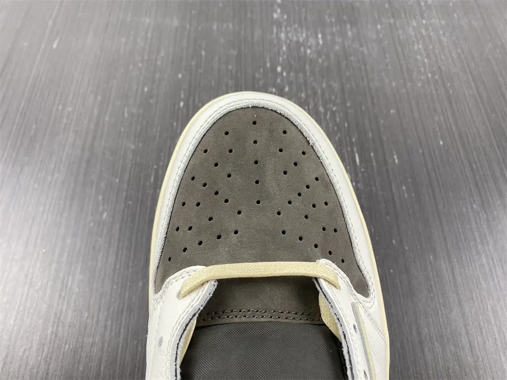 Jordan 1 Retro Low OG SP Travis Scott Reverse 