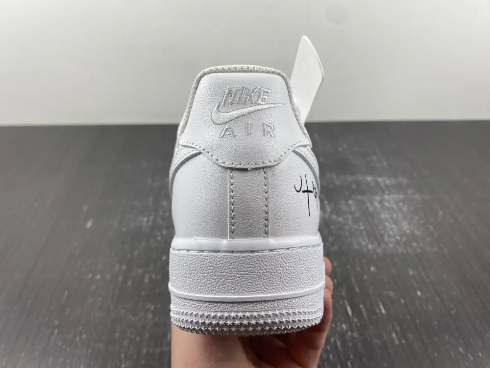 Nike Air Force 1 Low 07 