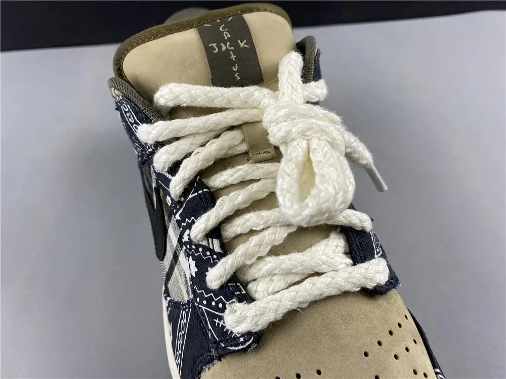 Nike SB Dunk Low Travis Scott (Regular 
