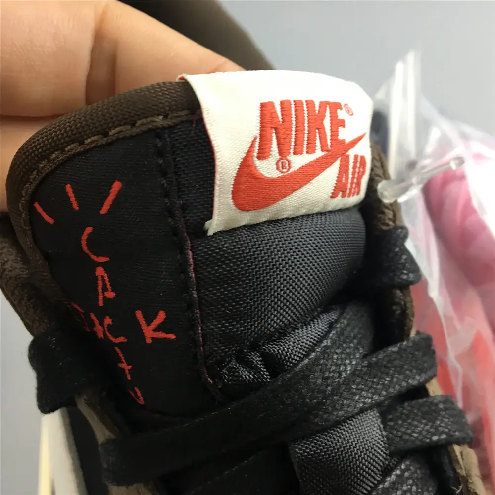 Jordan 1 Retro Low OG SP Travis 