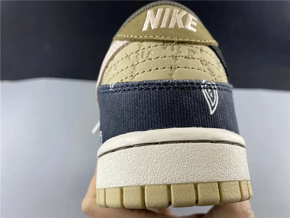 Nike SB Dunk Low Travis Scott (Regular 