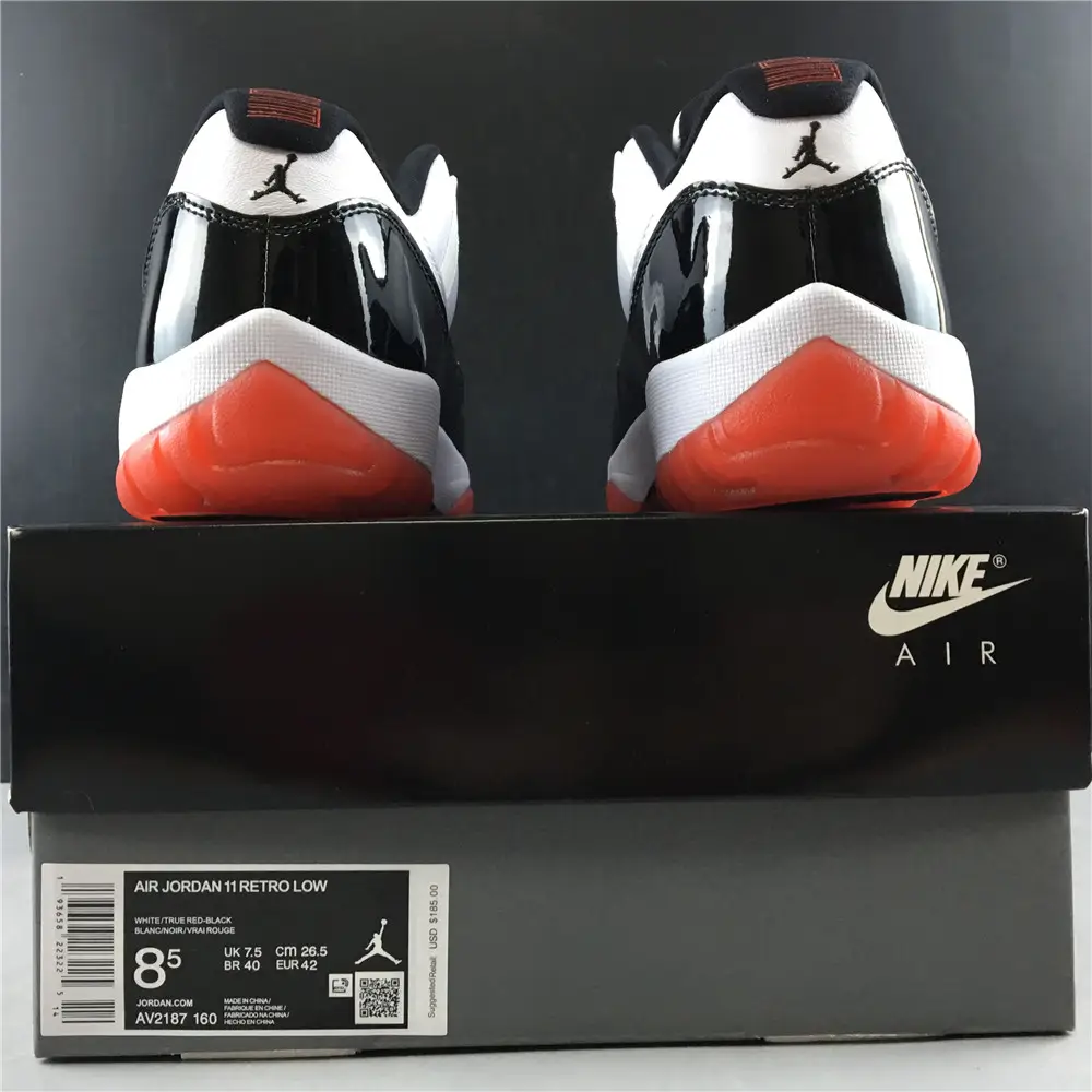 AIR JORDAN 11 RETRO LOW CONCORD BRED 