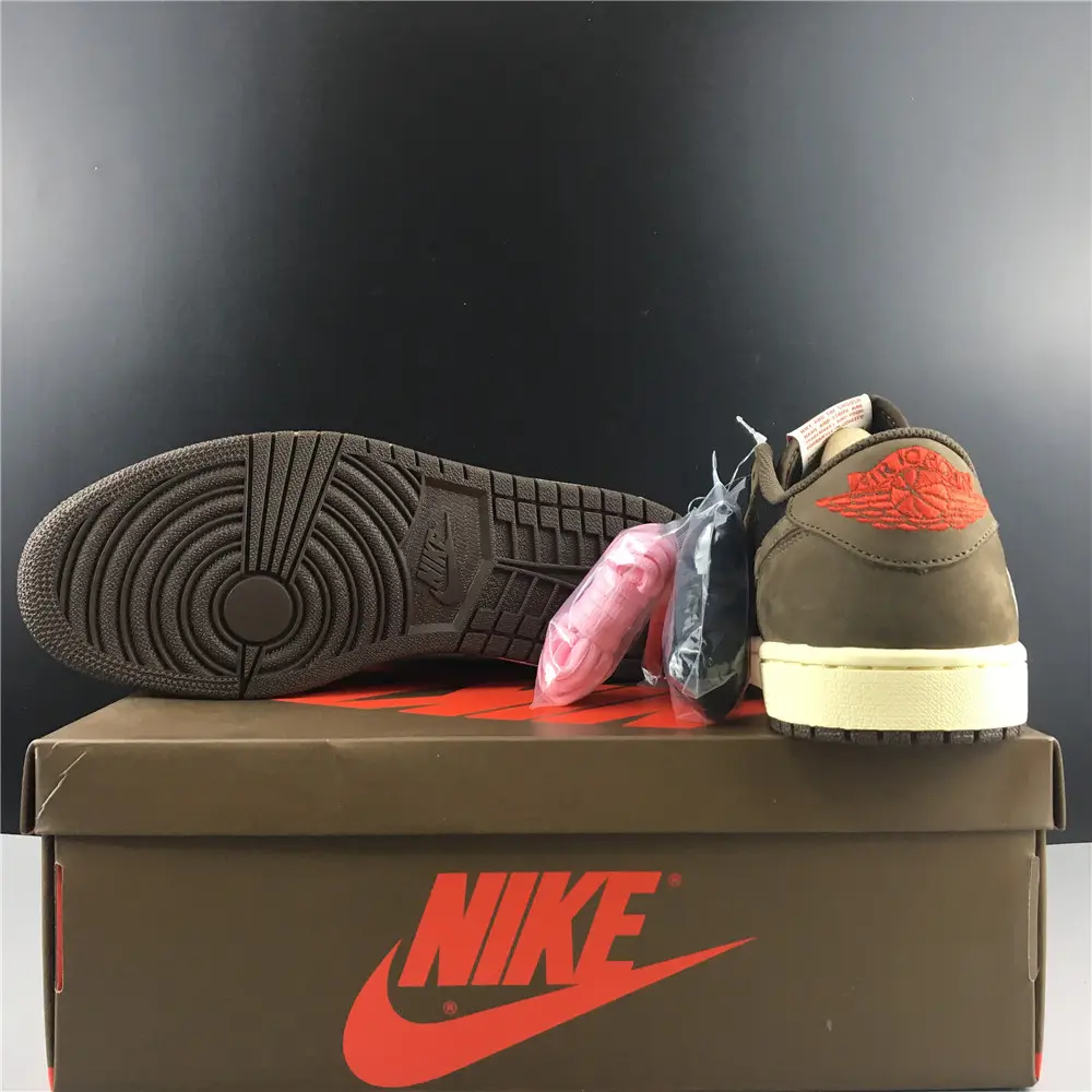 Jordan 1 Retro Low OG SP Travis 
