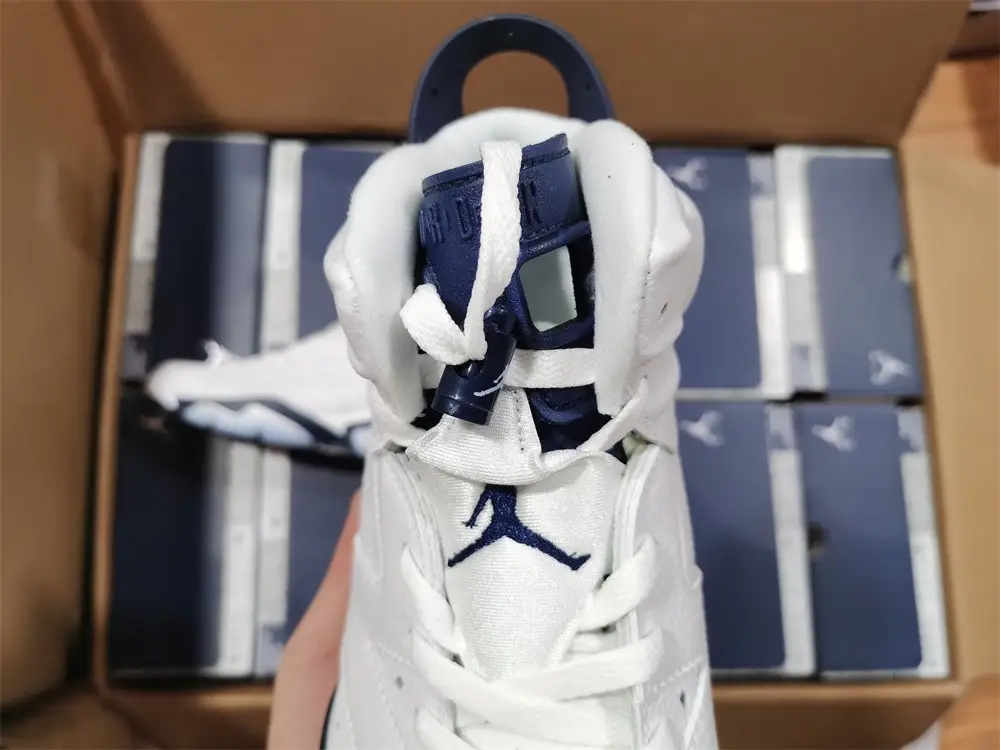 Jordan 6 Retro Midnight Navy 