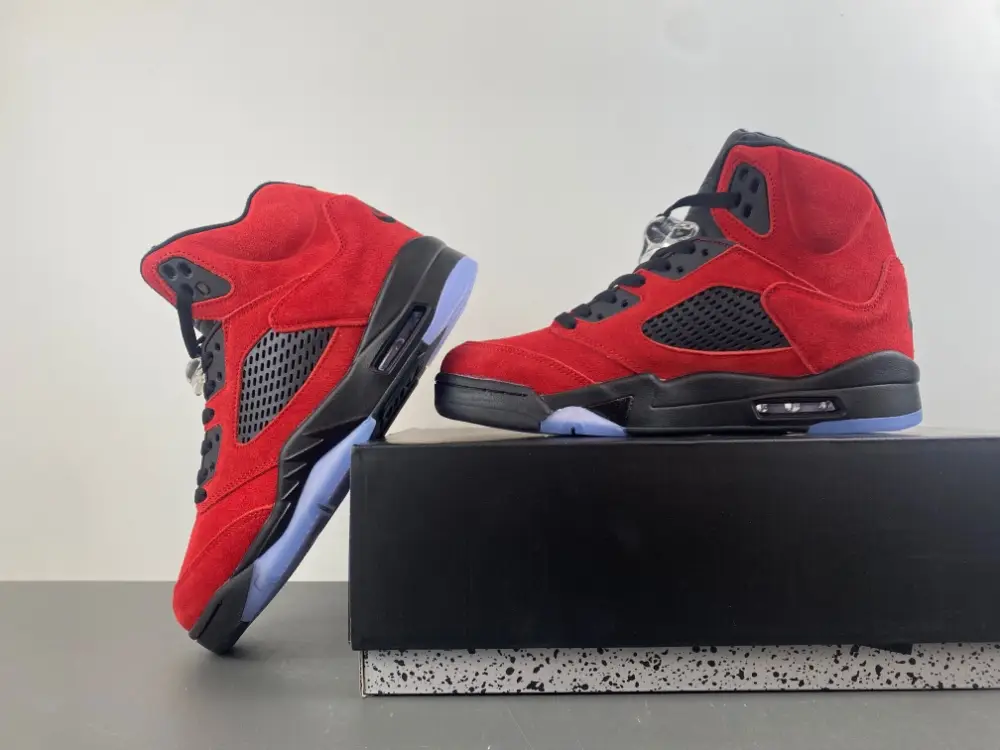 Air Jordan 5 Retro ‘Raging Bull’ 