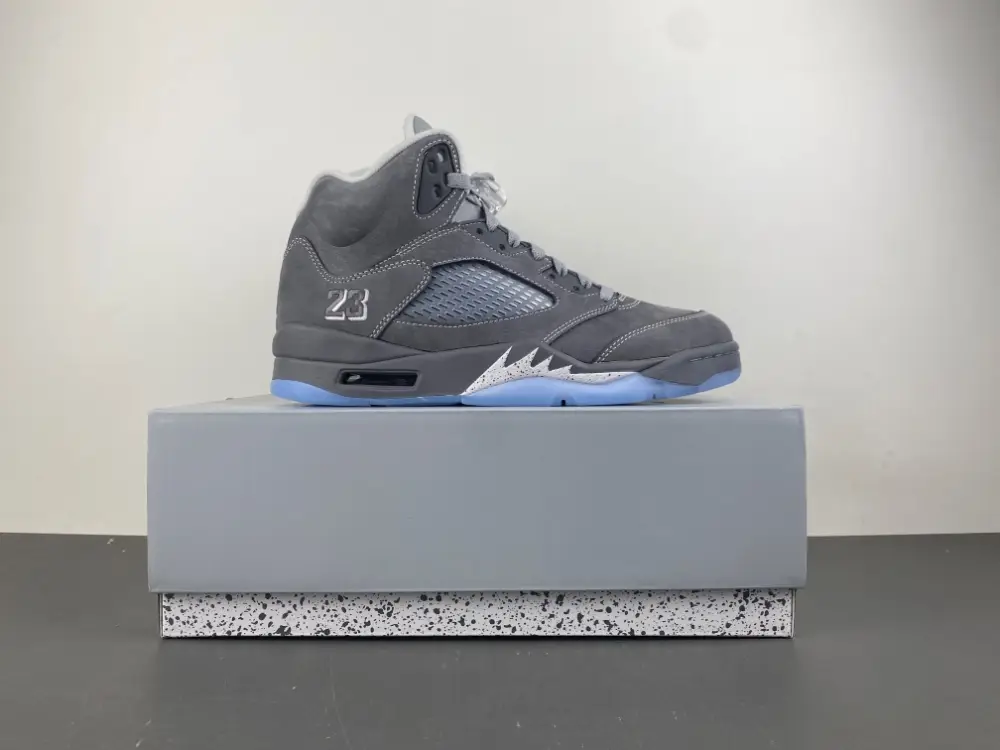 Air Jordan 5 “Wolf 