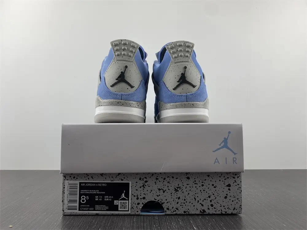 Jordan 4 Retro University 