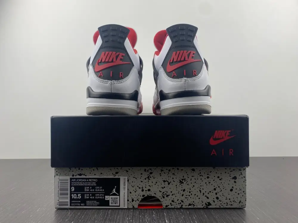Jordan 4 Retro Fire Red 