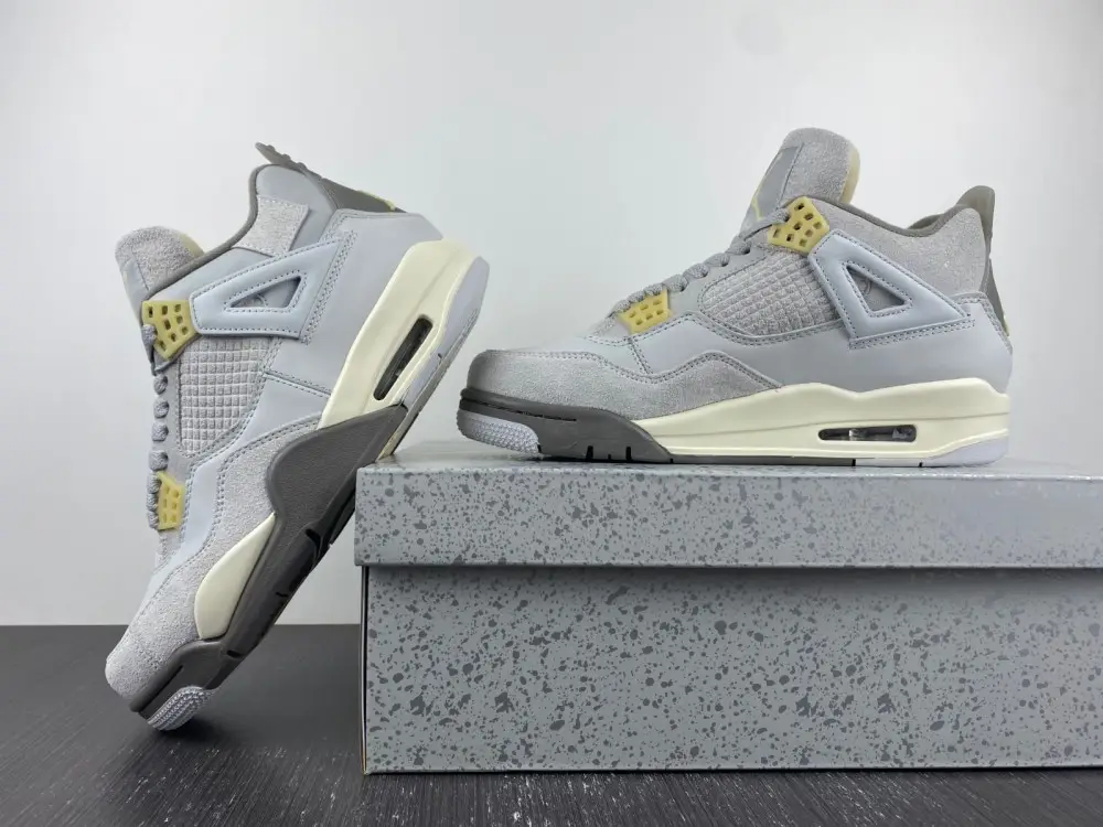 Jordan 4 Retro SE Craft Photon 