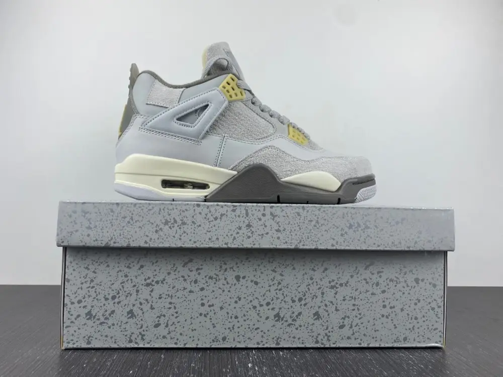 Jordan 4 Retro SE Craft Photon 