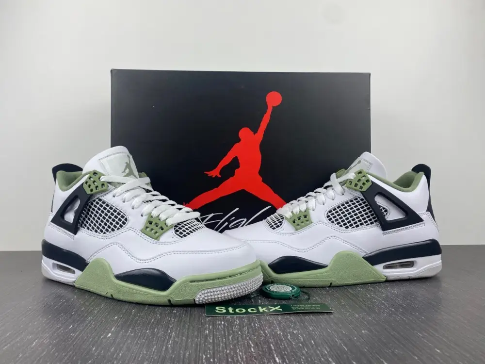 Jordan 4 Retro  DCDF73