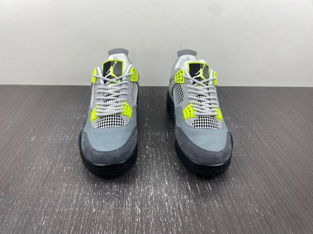 Jordan 4 Retro SE 95 