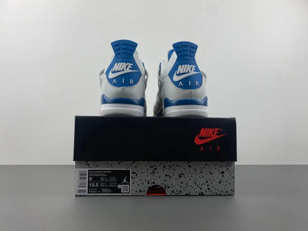 Jordan 4 Retro Military Blue 