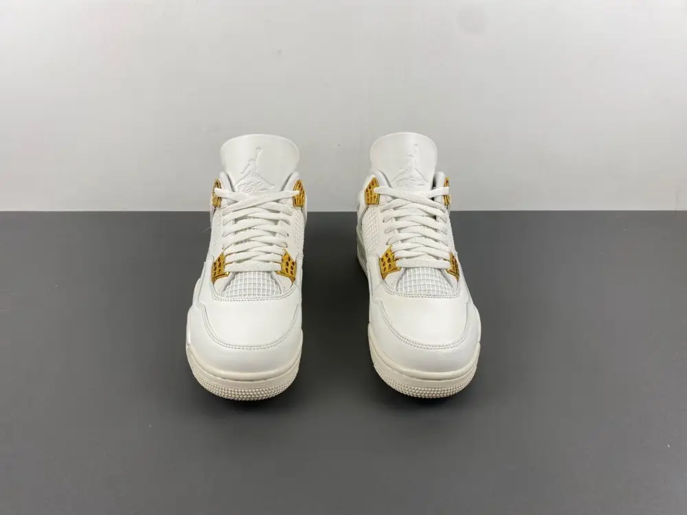 Air Jordan 4 “Metallic 