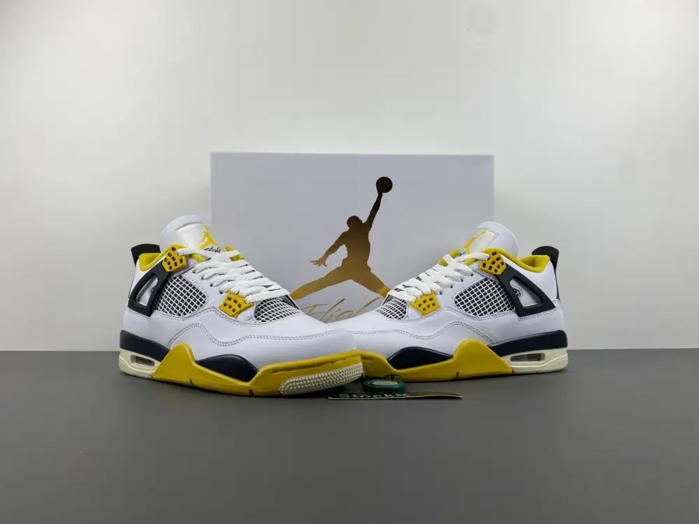 Jordan 4 “Vivid  CBB91