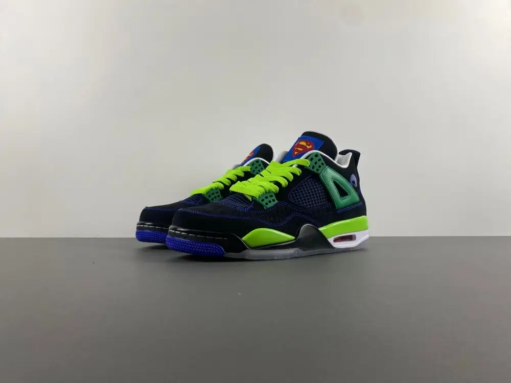 Jordan 4 Retro 
