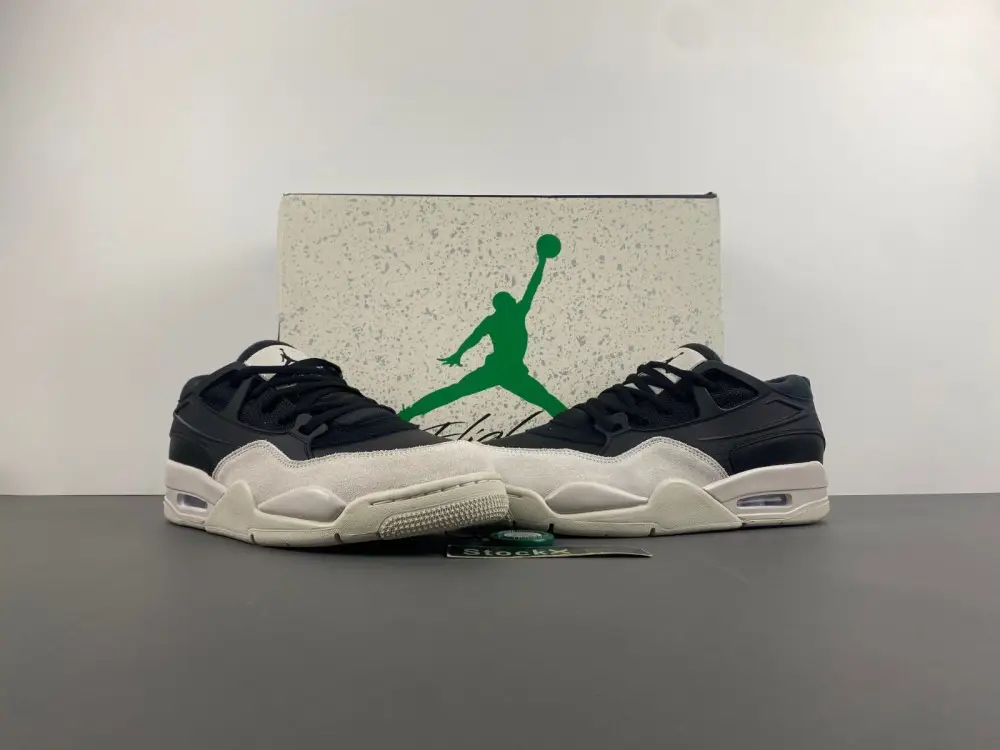 Air Jordan 4 RM “Black/Light  FFA69