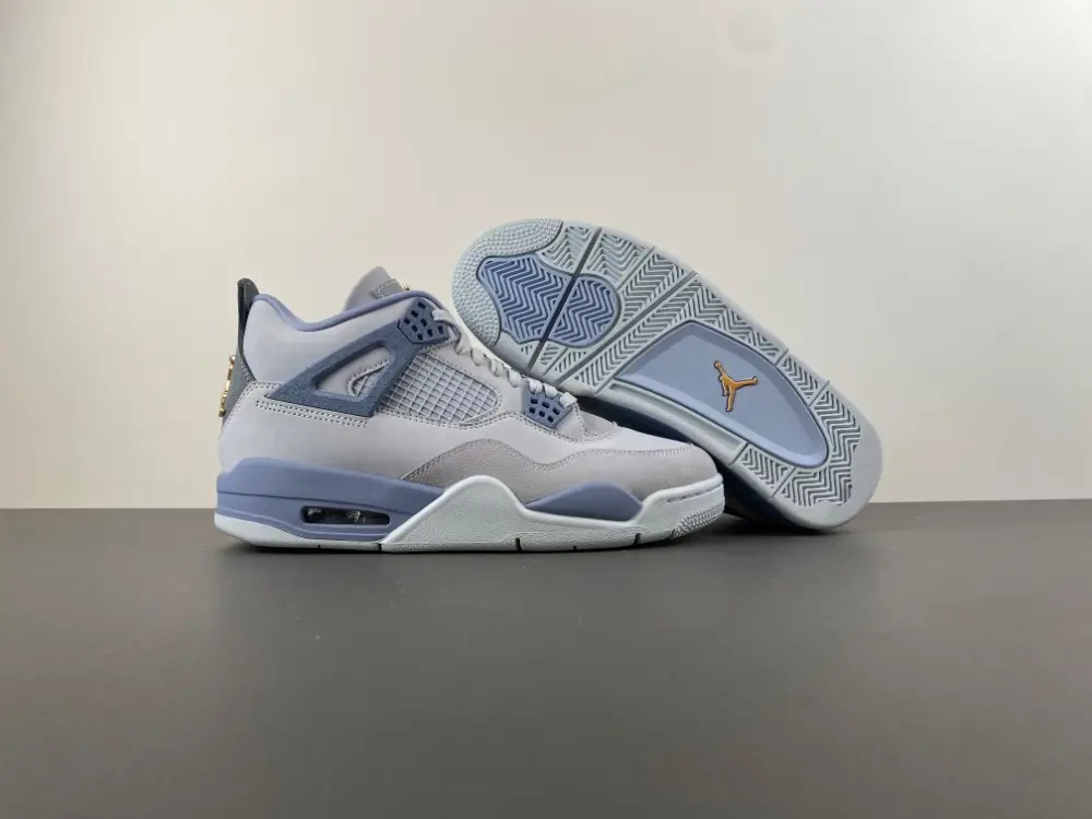 Jordan 4 UNC Tar Heels 