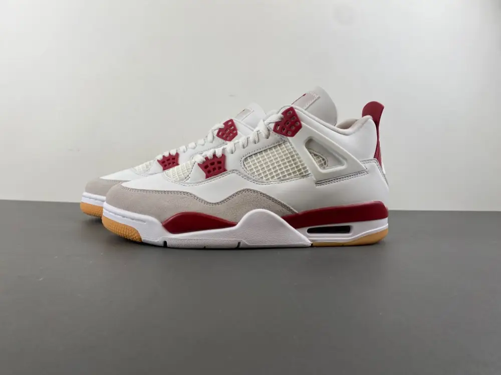Nike SB x Air Jordan 4 Retro SP ‘Varsity  FFCED48