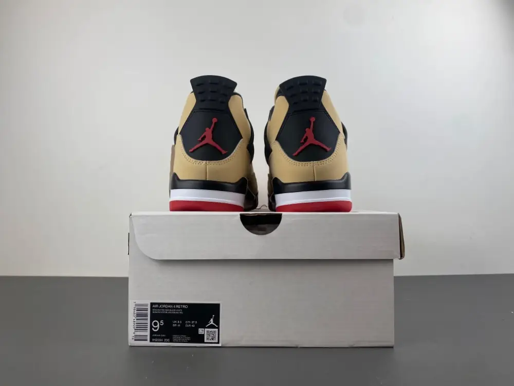 Air Jordan 4 Retro 
